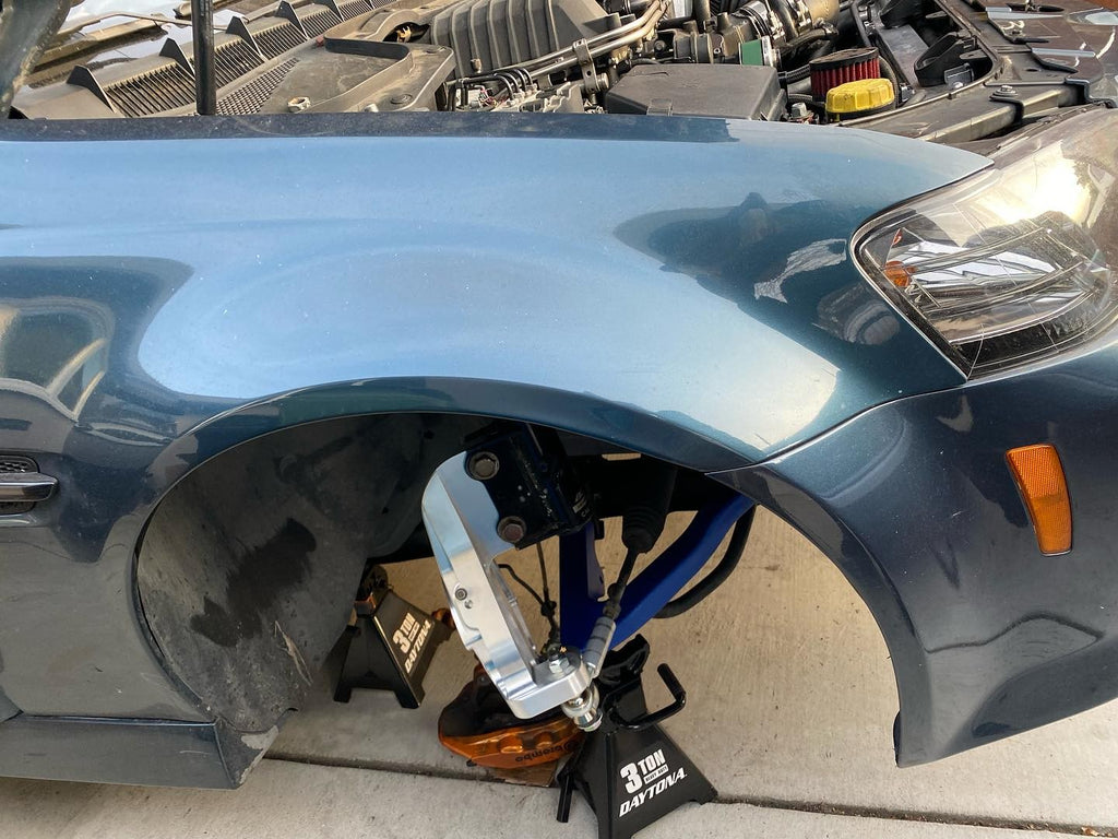 【専用】GLEN 専用】GLEN 638281ZS0A Genuine Nissan COVER-FRONT FENDER DRIP